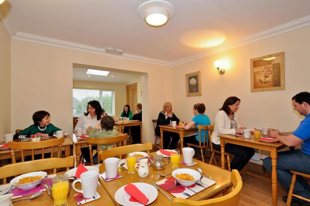 Amber Lodge Budget Accommodation Galway Exterior photo